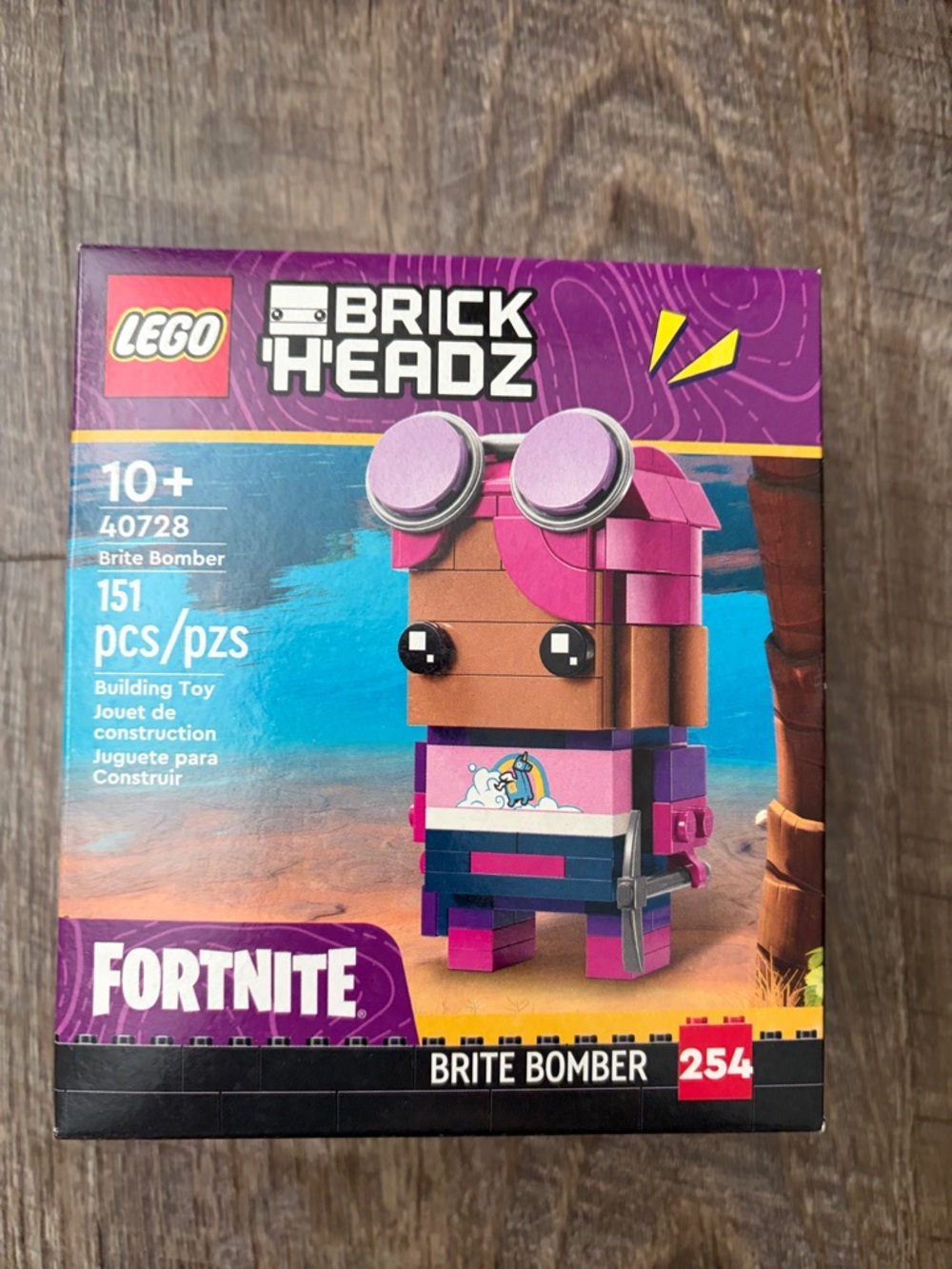 NIB- LEGO BrickHeadz Brite Bomber